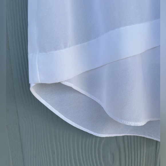 73. Michael Kors Women’s White Tiered Sleeveless Chiffon Hem Tank Top. Size XL - Picture 3 of 13